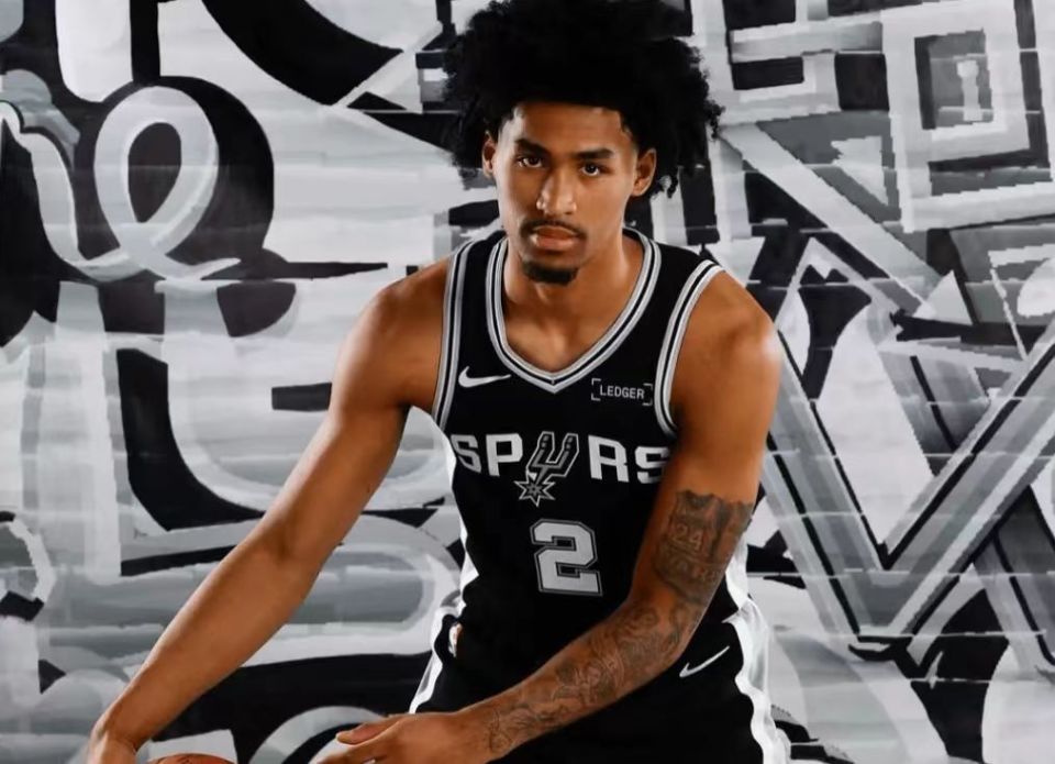 YEusA, 攻端的侵略