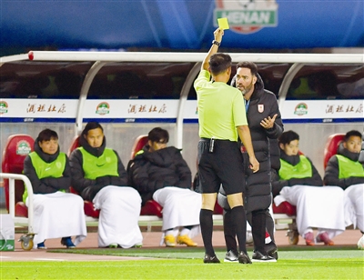 申炜, 少场比赛, div